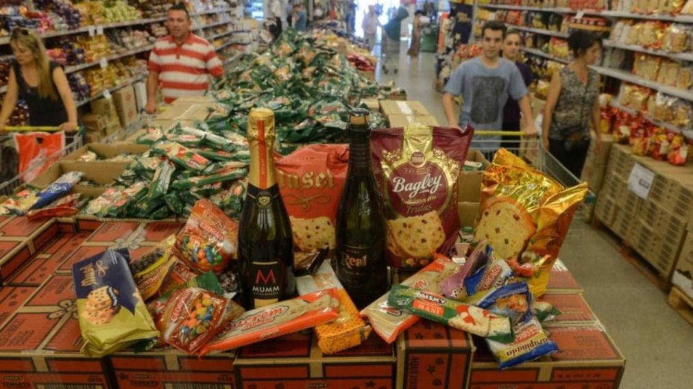 La canasta navide�a compuesta por ocho productos tiene este a�o un valor de $30.265, lo cual representa un aumento interanual el 89%.
