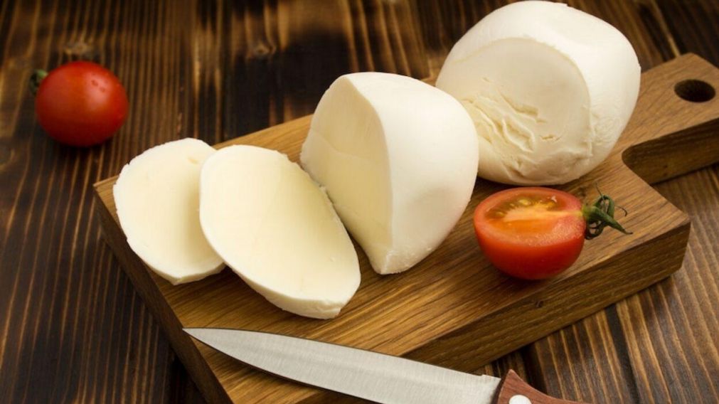 ANMAT prohibió una muzzarella que puede ser peligrosa para consumir: ¿Qué marca?