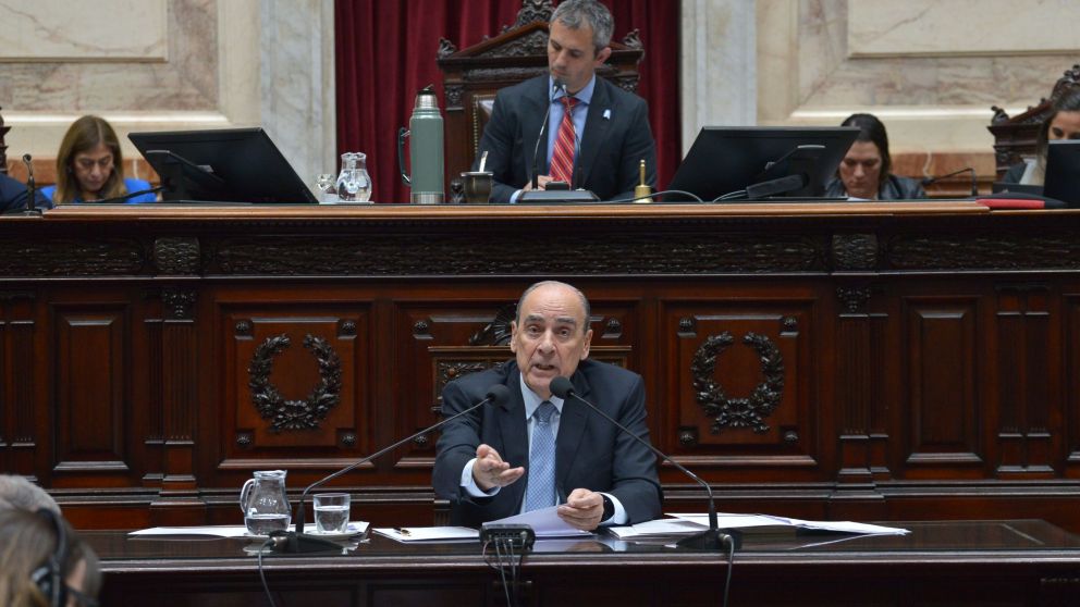El Jefe de gabinete, Guillermo Francos, durante el informe de gestión ante el Congreso.