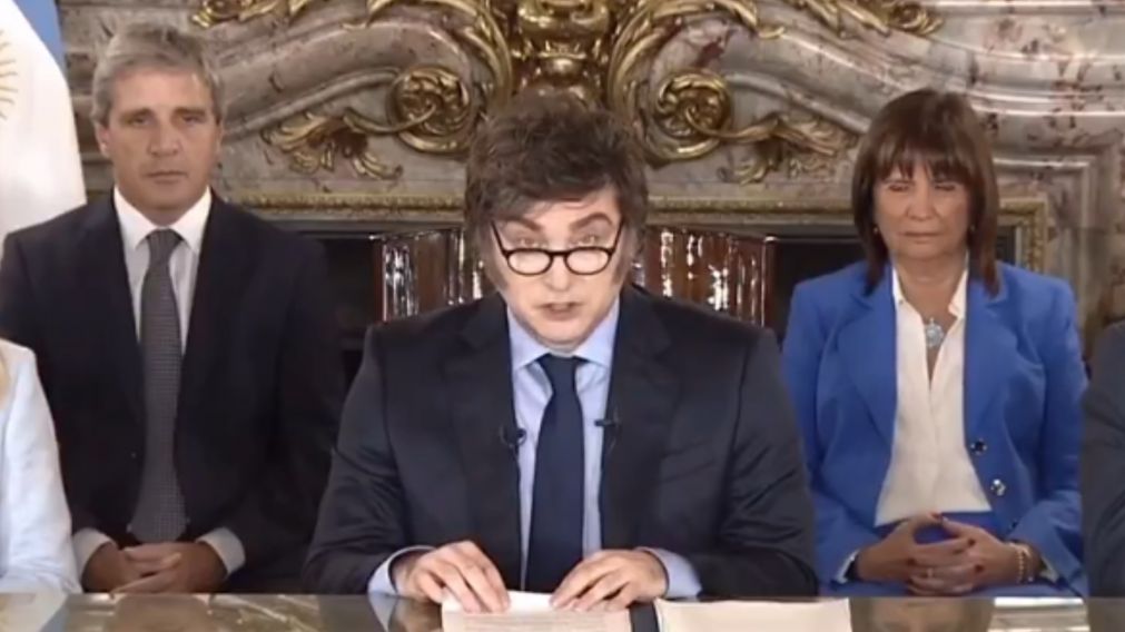 Javier Milei volvió a mencionar la "motosierra" en su discurso.