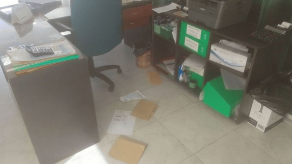 Los ladrones escaparon con una fortuna (Foto La Farfala).