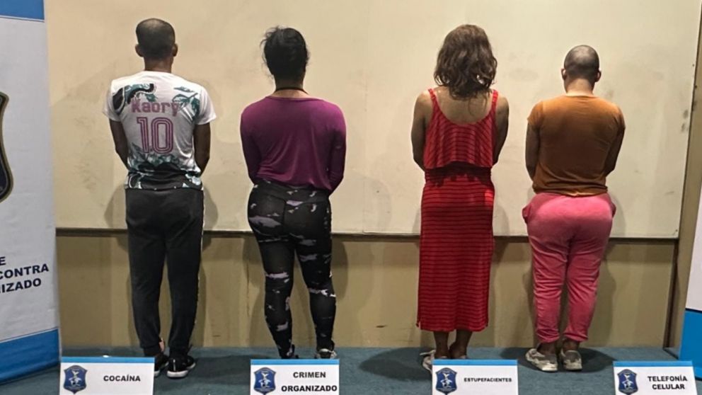 Algunas de las personas que culminaron aprehendidas en los procedimientos.