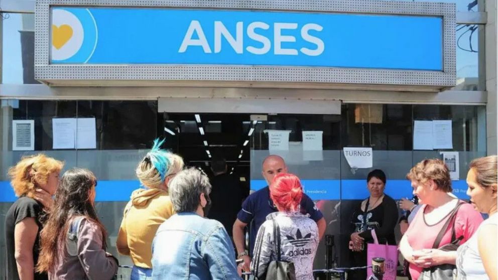 ANSES dio a conocer las fechas de pago para el aguinaldo de los jubilados (Imagen ilustrativa).
