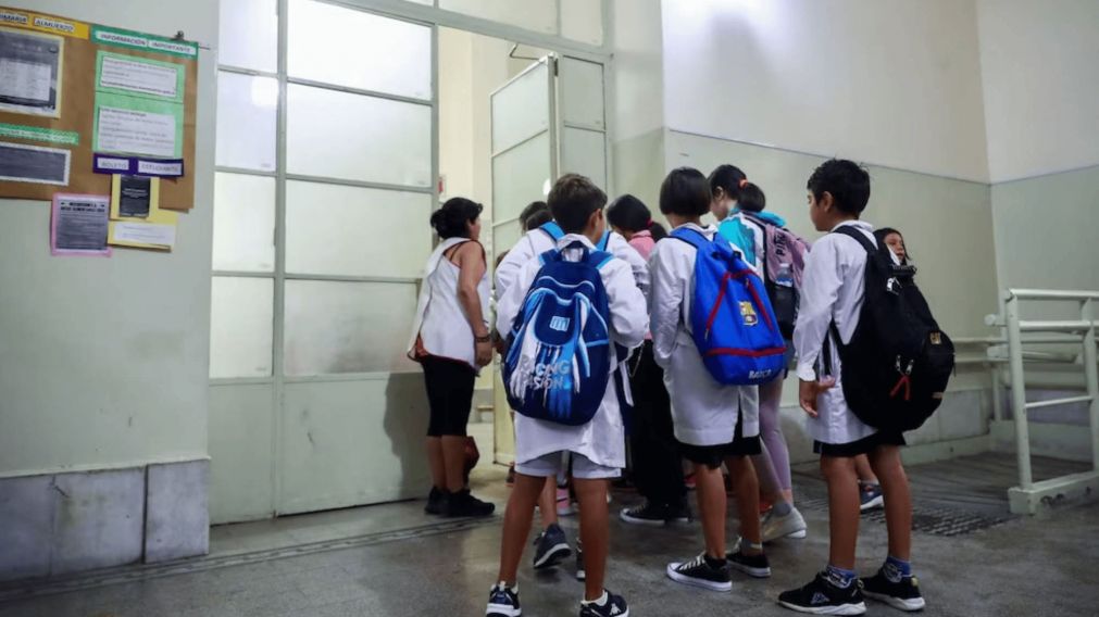Educación y cambios en la escuela primaria: detalles del Plan Estratégico Buenos Aires Aprende