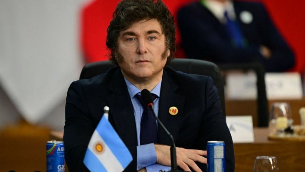 Javier Milei participará de la cumbre del Mercosur en Montevideo.