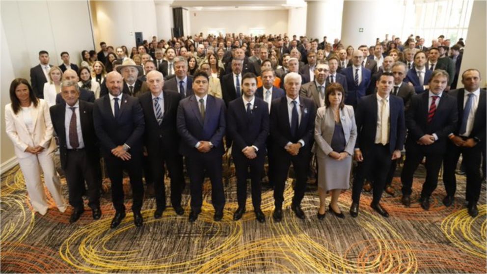 La reunión de los funcionarios en Chubut.