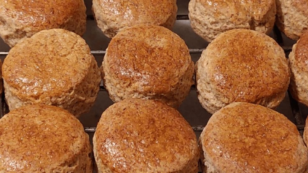 Scones integrales: Una receta liviana con solo 3 ingredientes para los mates