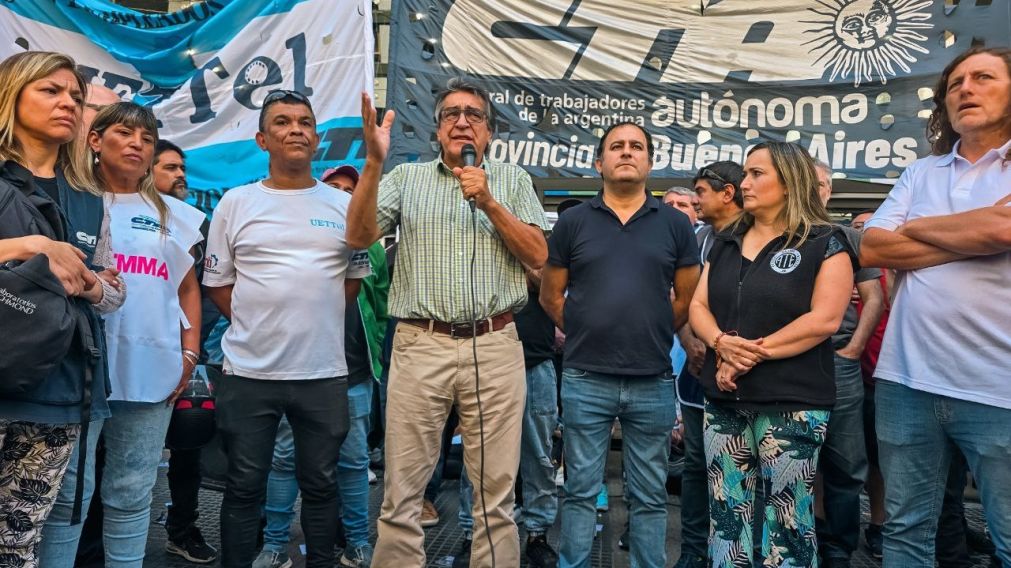 La CTA Aut�noma evalu� que el salario m�nimo deber�a aumentar 249% para cubrir el costo de la canasta b�sica.