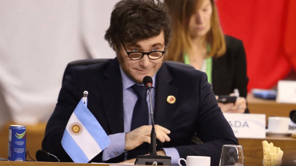 Javier Milei se prepara para la cumbre del Mercosur en Montevideo.