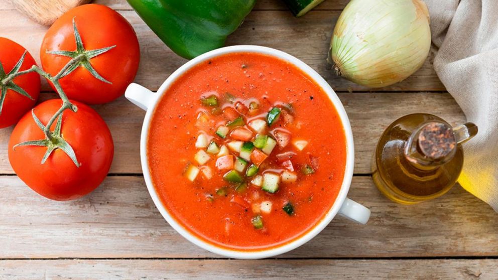Gazpacho sencillo y en pocos minutos.