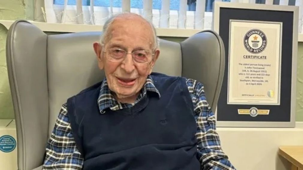 Tinniswood tenía 112 años y ostentaba el título del hombre más longevo del mundo.
