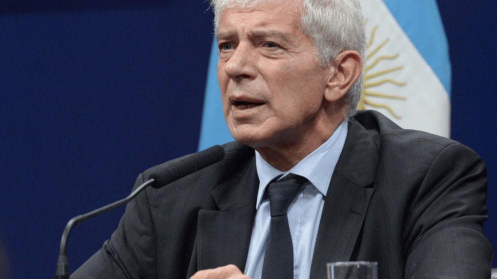 El ministro de Justicia de la Nación, Mariano Cúneo Libarona, expuso en el Senado contra las "falsas denuncias".