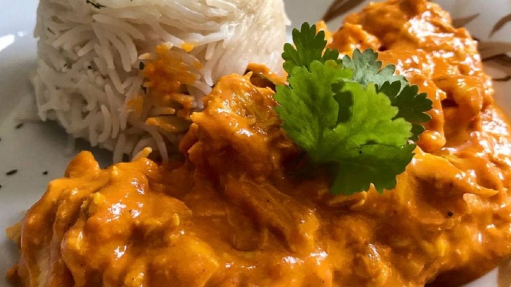 Receta de pollo estilo indio con arroz Yaman� para "chuparse los dedos".