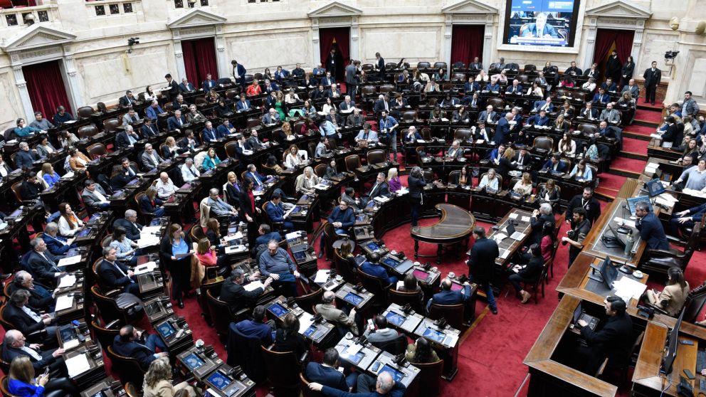 Bloques opositores confirmaron que no asistirán a la presentación del Presupuesto 2025 de Javier Milei en el Congreso