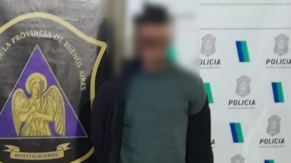 Este es el sujeto que resultó aprehendido por los investigadores policiales.