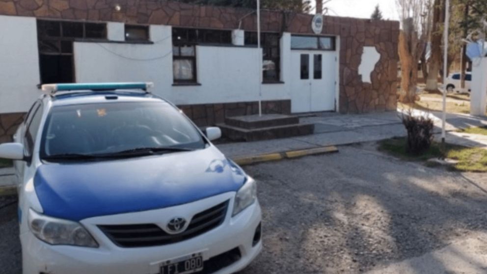 Una adolescente denunció que la violaron cuando iba a un curso de peluquería (Gentileza La Opinión Austral).