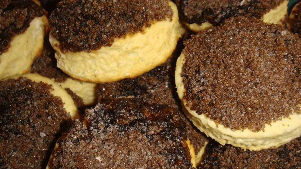Sorprende en la merienda con estas sencillas tortitas negras que llevan solo 9 ingredientes.