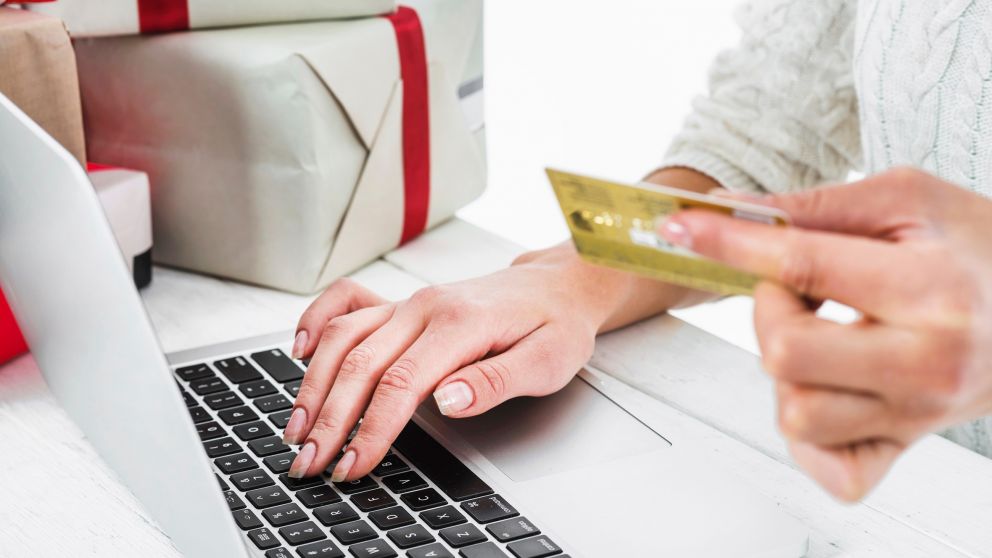 Cómo hacer compras baratas para Navidad en el exterior (Imagen ilustrativa).