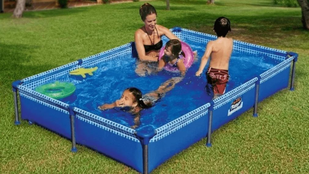Las piletas de lona son clave para refrescarse en el verano.