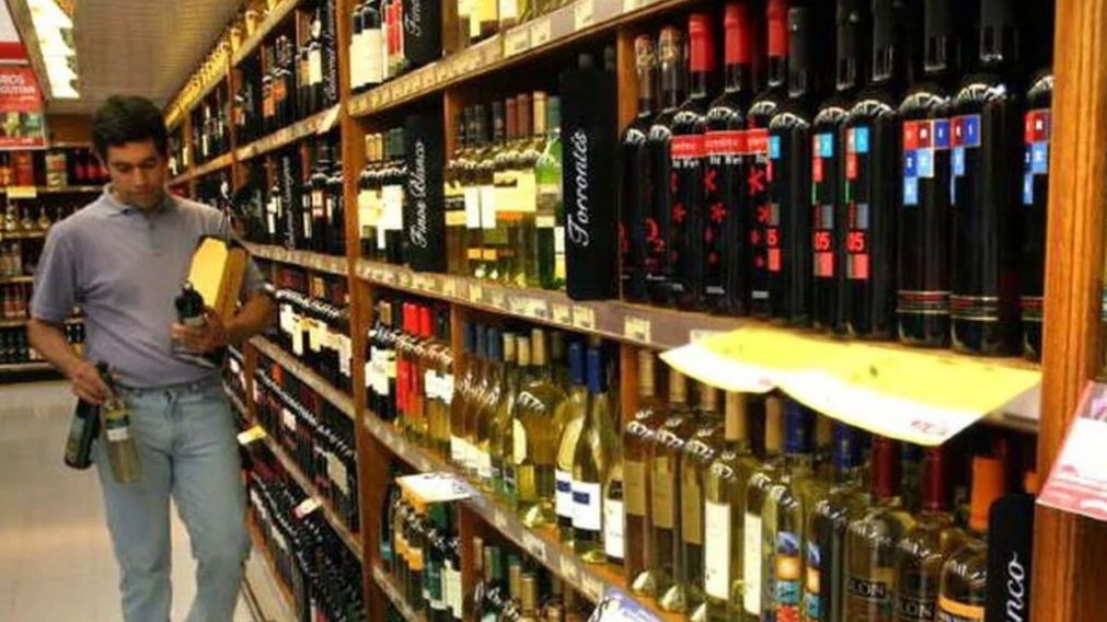 LAS VENTAS DE BEBIDAS SUFRIERON UNA FUERTE CAÍDA.