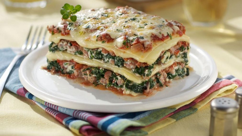 Segu� el paso a paso de Cocineros Argentinos para preparar la m�s rica de las lasagnas.