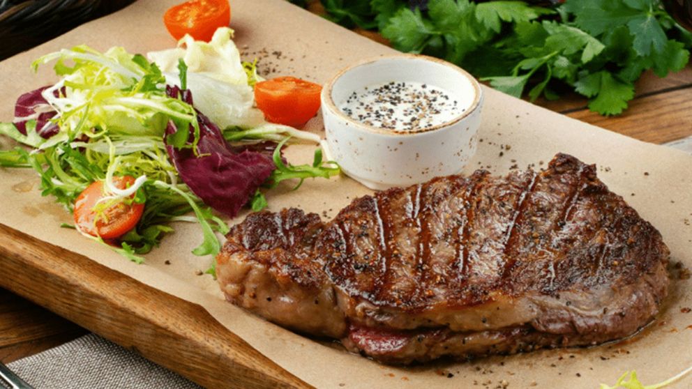 Cuenta DNI: el descuento ideal para comprar los bifes más jugosos y ricos del país.