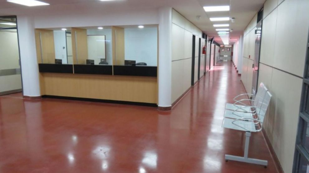 La víctima debió ser atendida por médicos en un hospital.