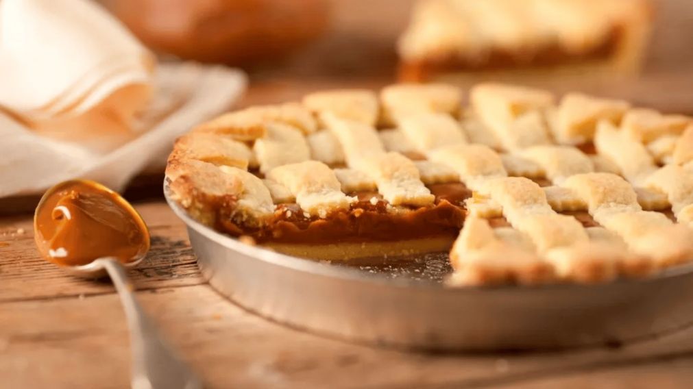 No te pierdas esta riquísima receta de pastafrola con dulce de leche para la merienda o el postre.