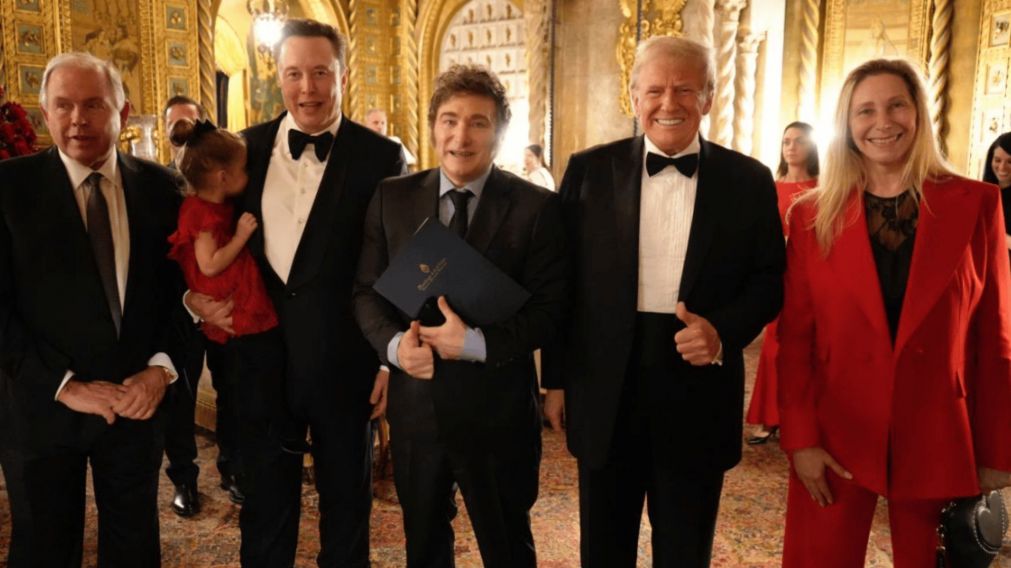 Javier Milei junto a Donald Trump.