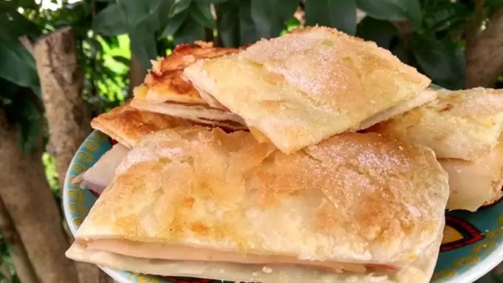 Fosforitos rellenos de jamón y queso: un manjar ideal para los mates.