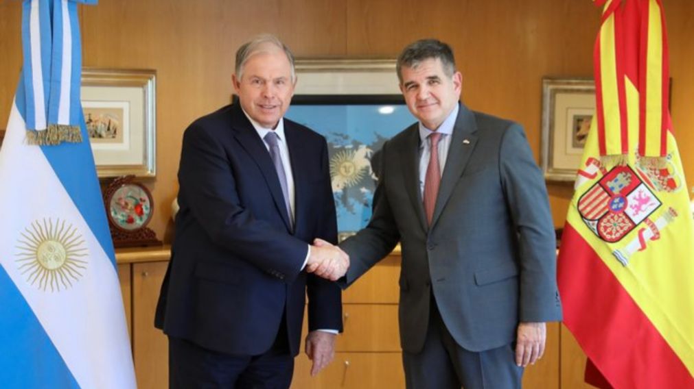 Gerardo Werthein y Joaquín de Arístegui Laborde, juntos en el Palacio San Martín.