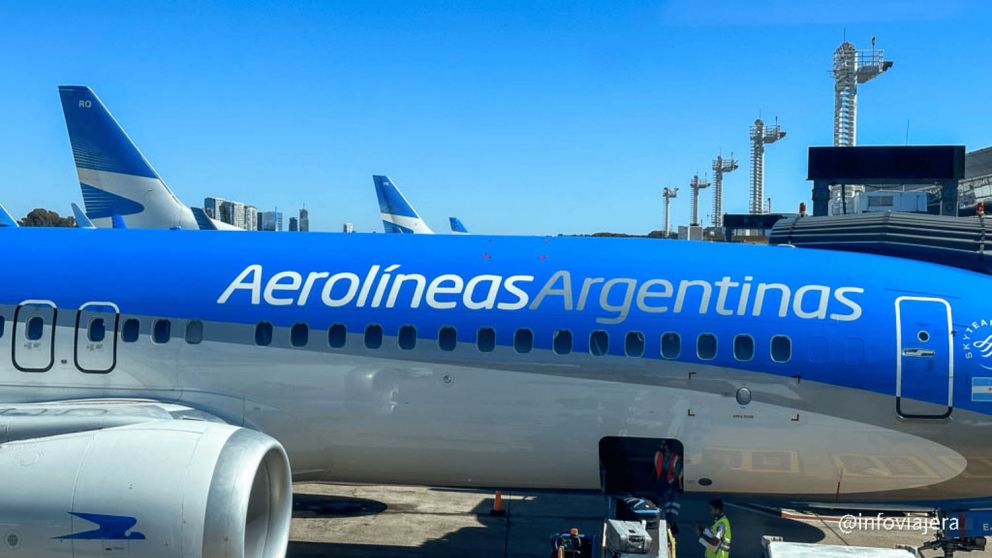 La aerolínea de bandera podría pasar a manos de los empleados.