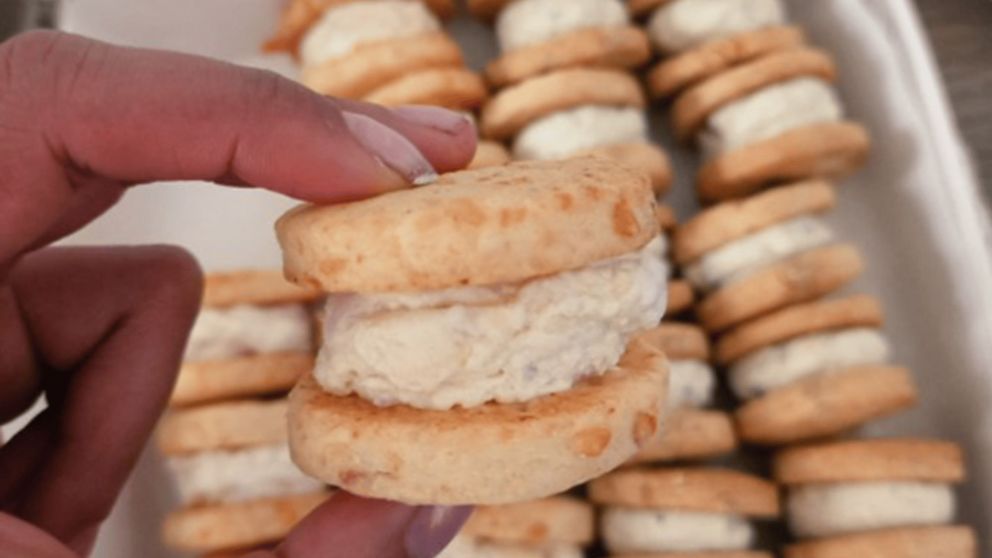 Nueva creaci�n argentina: alfajores de chipa para sorprender en la hora de la merienda.