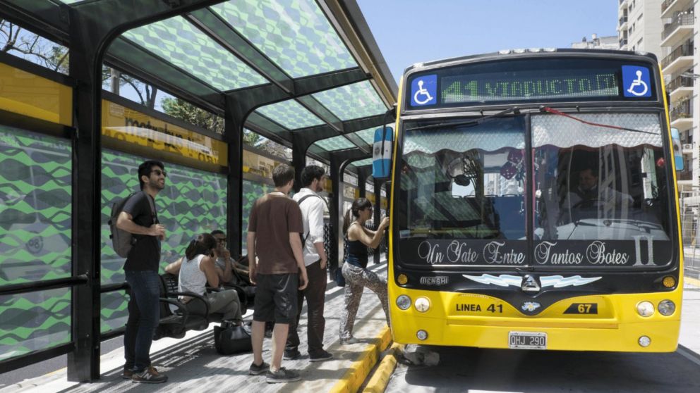 El Ministerio de Economía estableció un nuevo esquema para la distribución de subsidios del transporte público (Imagen ilustrativa).