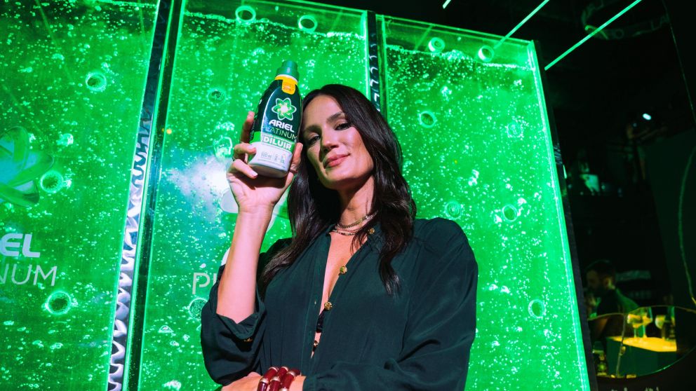 Paula Chávez fue una de las invitadas especiales al gran lanzamiento de Ariel Platinum.