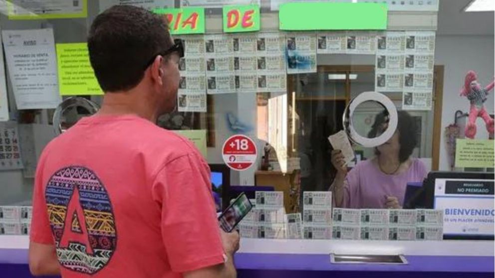 Un jugador de lotería ganó dos premios consecutivos, impulsado por el "poder" de su hija (Imagen ilustrativa).