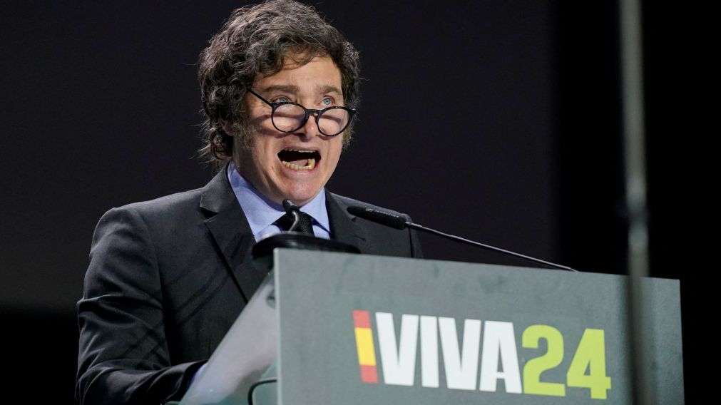 Javier Mile, en la cumbre del partido de ultraderecha Vox, donde tildó de "corrupta" a la esposa de Pedro Sánchez.