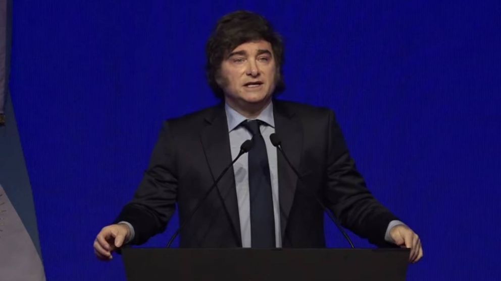 Javier Milei participa del aniversario de la Fundación Mediterránea en Córdoba.