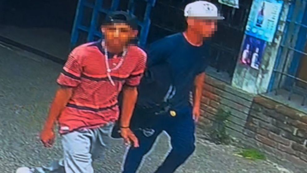 Los malvivientes quedaron filmados por una cámara de seguridad.