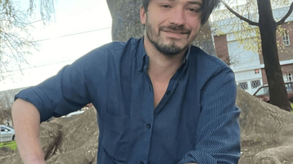 César Miguel Cárdenas tiene 33 años y está desparecido.