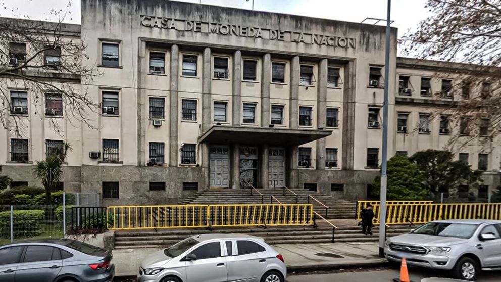 La Casa de la Moneda dejará de imprimir billetes de 1.000 y 2.000 pesos.