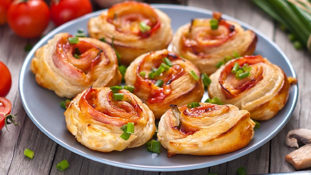 Rollitos de queso, tomate y r�cula: receta express para disfrutar con el mate.