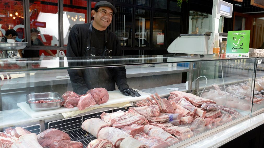 La Cuenta DNI llega con interesantes reintegros en carnicer�as (Archivo).