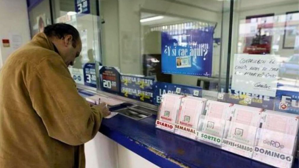 Un jugador sorprendió al ganar la lotería tras comprar 160 boletos con la misma combinación de números (Imagen ilustrativa).