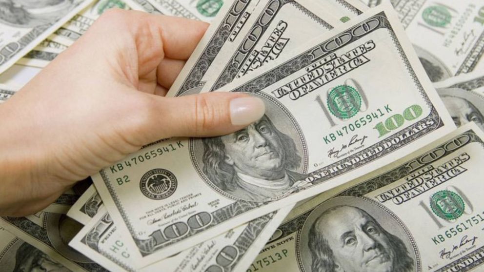 Dólar hoy: ¿ A cuánto cotizan el oficial y el blue?