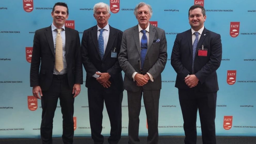 El ministro de Justicia, Mariano C�neo Libarona, particip� de la reuni�n del GAFI en Francia.