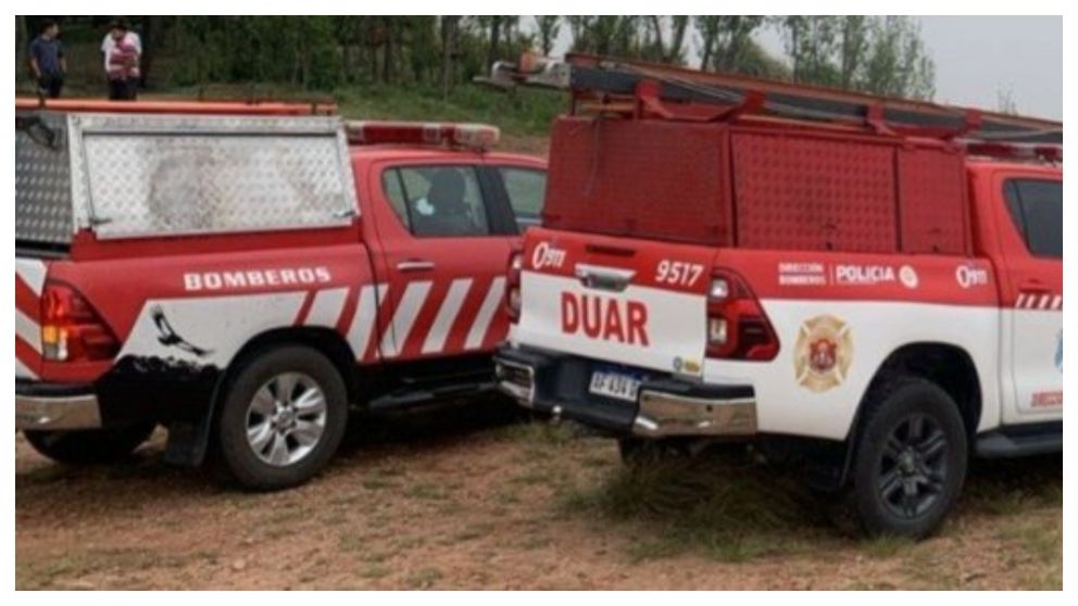 Cien bomberos trabajan en el operativo de emergencia (Gentileza: Policía de Córdoba).