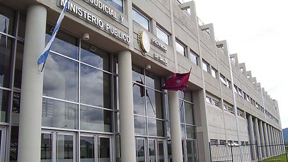 Una mujer apuñaló y mató a su pareja en defensa propia tras años de violencia de género