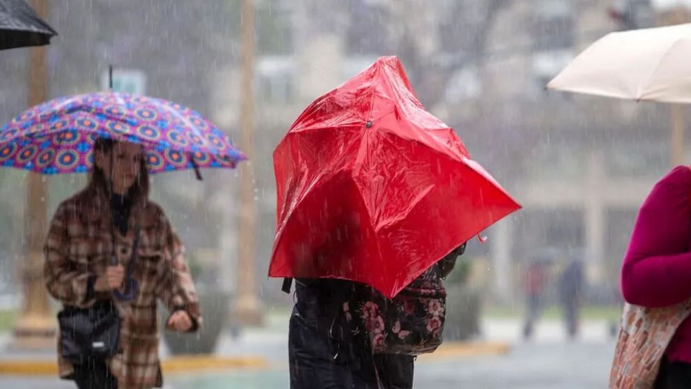 Alerta en Argentina por la llegada de la ciclogénesis: qué es y cómo afectará al país