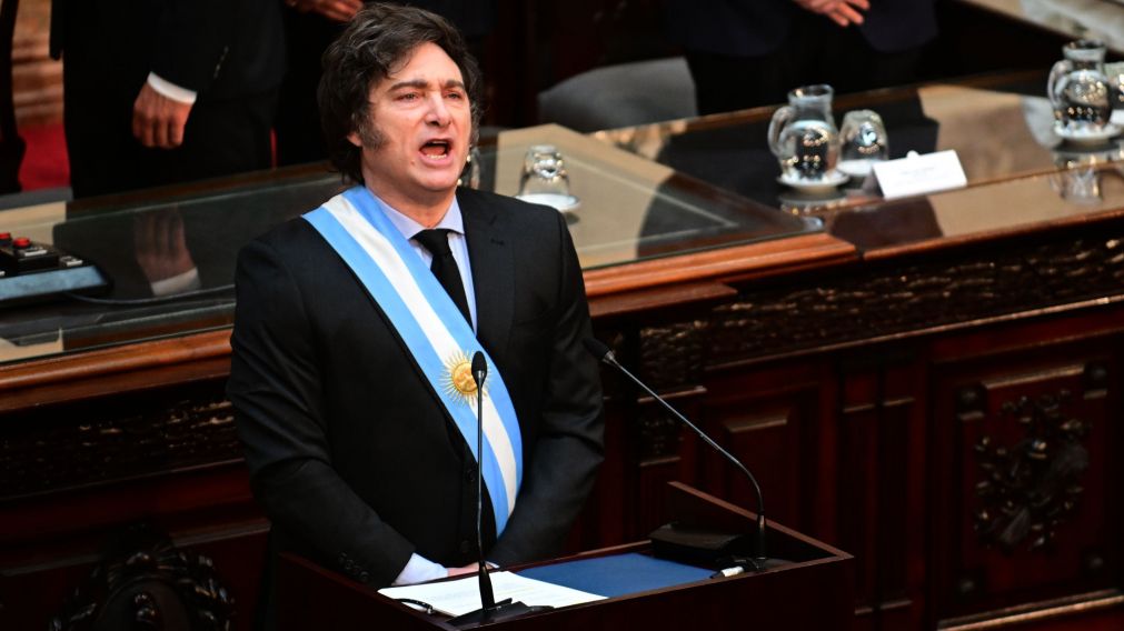 "Me encantaría meterle el último clavo al cajón del kirchnerismo con Cristina adentro", dijo Milei.